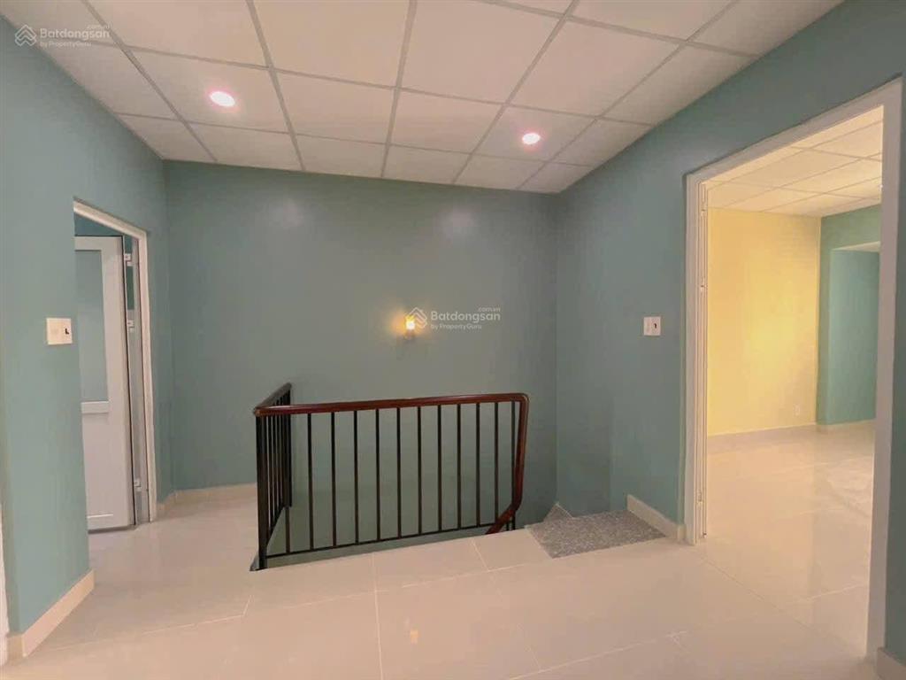 Nhà ở xã hội 1 lầu bùi văn sự, xã qui đức, bình chánh, 84m2, cách cầu ông thìn 600m, 400tr nhận nhà