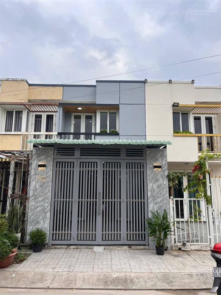 Nhà ở xã hội 1 lầu bùi văn sự, xã qui đức, bình chánh, 84m2, cách cầu ông thìn 600m, 400tr nhận nhà