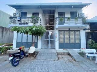 Cặp căn trọ 190m² xây kiên cố 1 lầu đường 18b, sau chợ bình chánh, 12 phòng, thu nhập 26tr/tháng