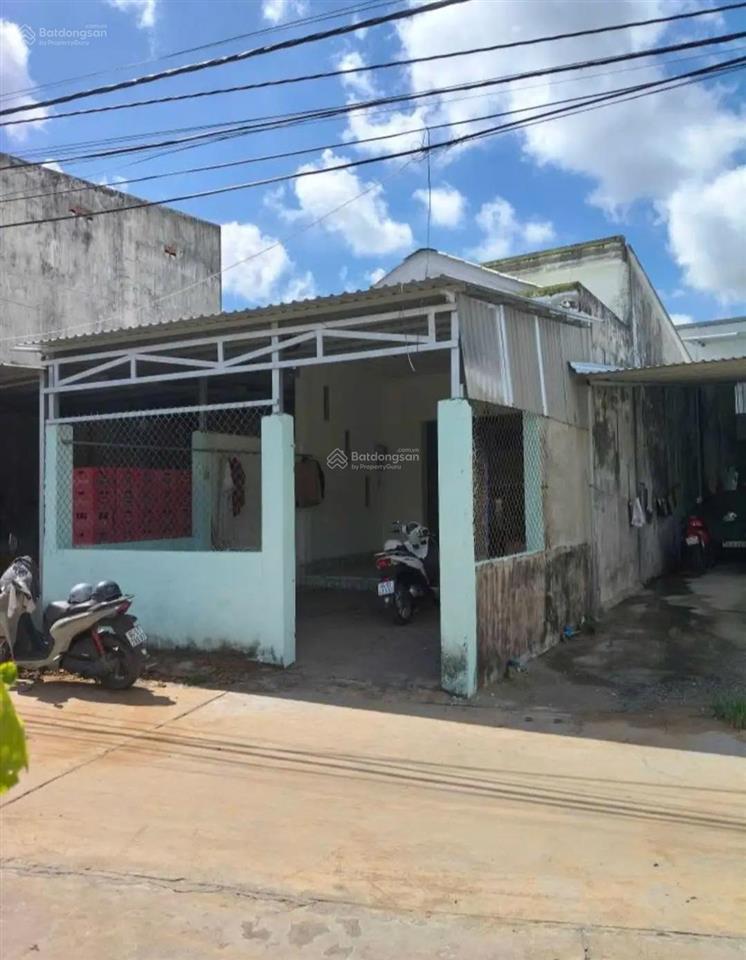 Bán đất tặng nhà nát cấp 4 đường bờ xe lam, tân kiên, bình chánh 110m2, đầu tư, làm kho, cải tạo ở