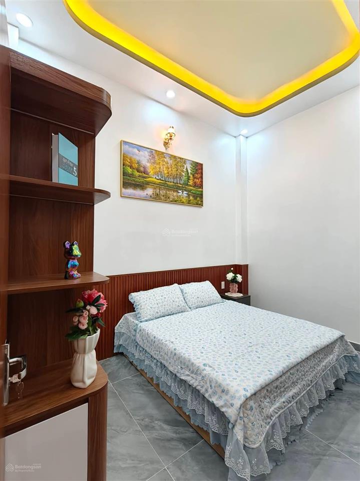 Chuyển nhượng nhanh nhà mới 2 lầu 5pn đường cây bàng, tân nhựt, bình chánh 55,5m2.  0795 014 ***