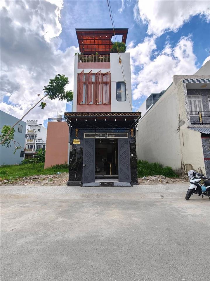 Chuyển nhượng nhanh nhà mới 2 lầu 5pn đường cây bàng, tân nhựt, bình chánh 55,5m2.  0795 014 ***