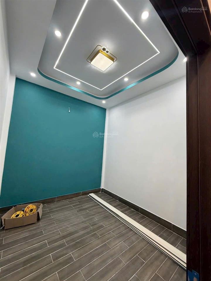 Bán nhà cấp 4 gần bưu điện bình chánh, đường tân túc, 2pn khu dân cư đông, 67,2m2 giá 835 triệu