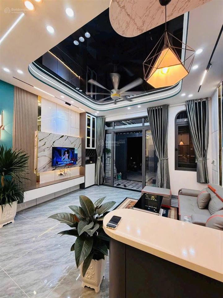 Bán nhà cấp 4 gần bưu điện bình chánh, đường tân túc, 2pn khu dân cư đông, 67,2m2 giá 835 triệu