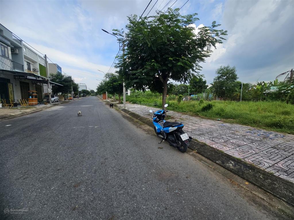 Nền 110m2 ngang 7m nở hậu, ra mặt tiền gần đường 835b, xã phước lý, cần giuộc, long an, 1.04tỷ
