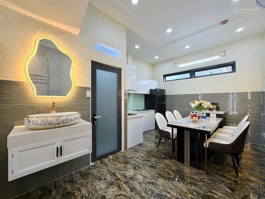 Bán nhà 1 trệt 1 lầu 2pn hẻm oto đường bùi thanh khiết 50m2, tân túc, bỉnh chánh