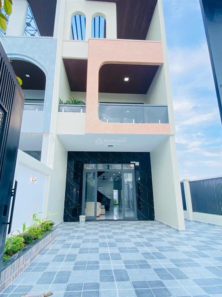 Bán căn góc 1 lầu 180m2 đường đinh đức thiện, gần kcn cầu tràm ngang 6 x 30m, về tphcm 15 phút