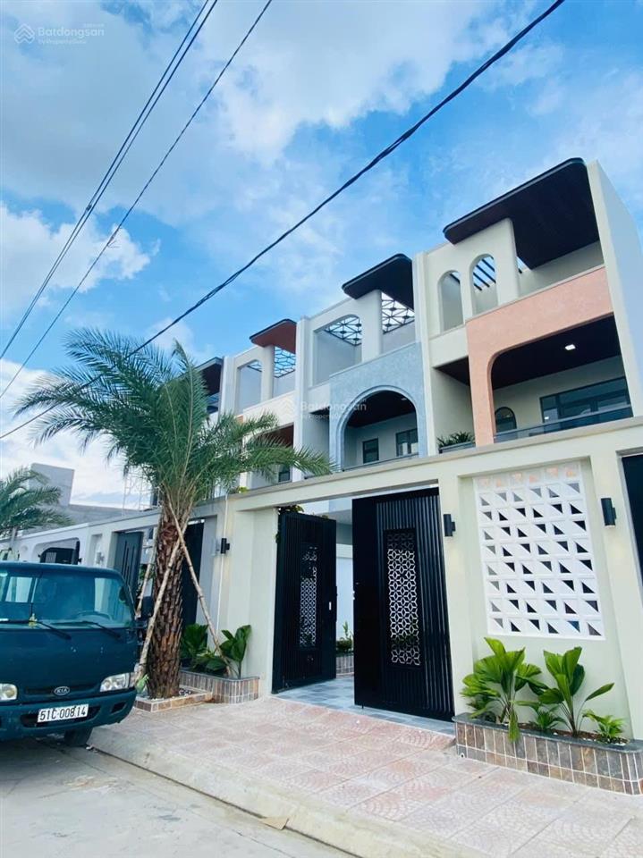 Bán căn góc 1 lầu 180m2 đường đinh đức thiện, gần kcn cầu tràm ngang 6 x 30m, về tphcm 15 phút