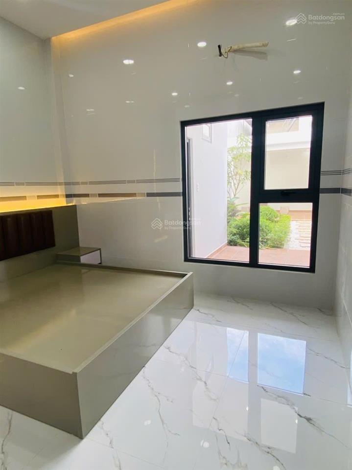 Bán căn góc 1 lầu 180m2 đường đinh đức thiện, gần kcn cầu tràm ngang 6 x 30m, về tphcm 15 phút