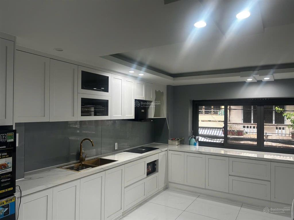 Giá 10,8 tỷ nhà mtkd ca văn thỉnh  bàu cát  tân bình