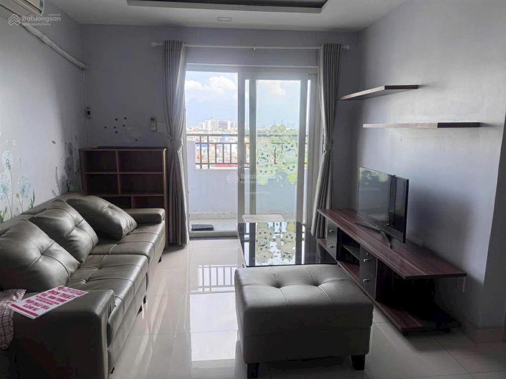 Căn hộ fulouse 75m 2pn 2wc. full nội thất. giá 9 triệu.  0906 780 ***