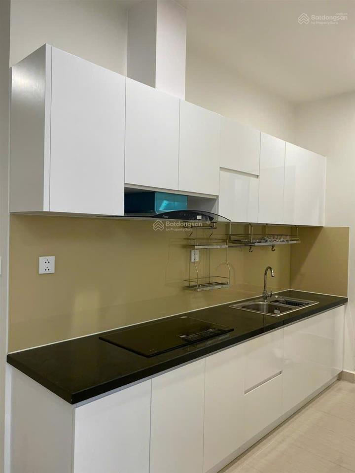 Gả nhanh căn hộ cao cấp moonlight boulevard 68m2, 2pn 2wc. bancon.logia riêng.baothuế phí sang tên