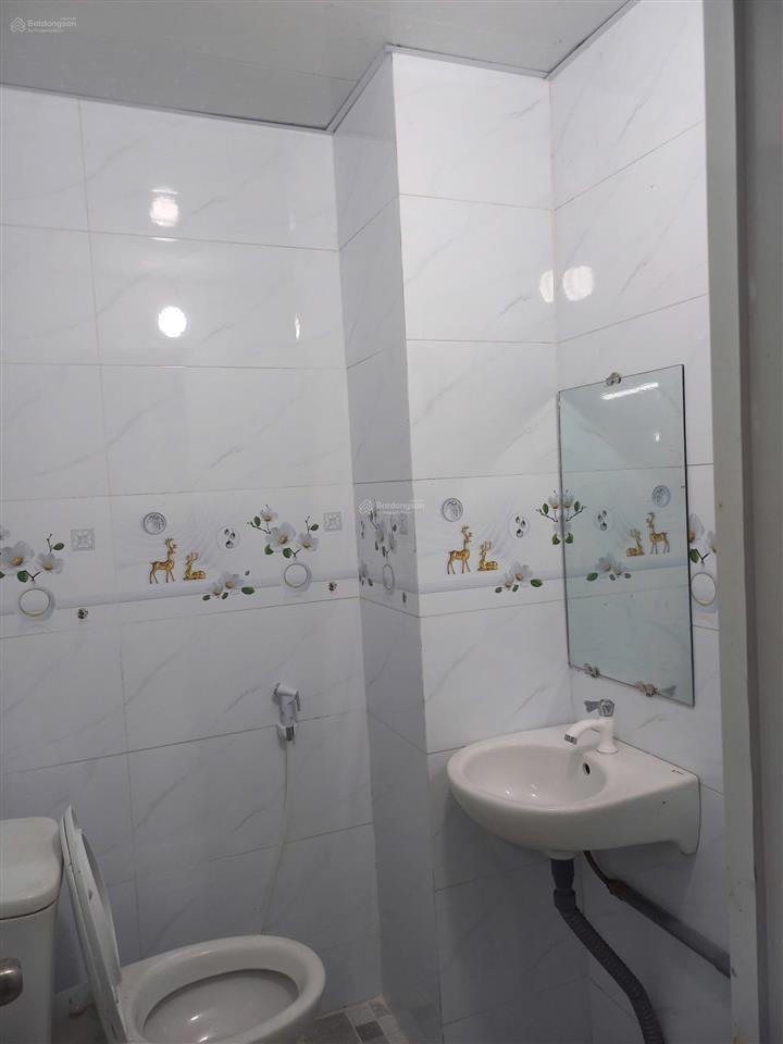 Bán căn hộ thang bộ 2 bàu cát, tân bình. sổ hồng riêng. 40m sử dụng. giá 1,9 tỷ.