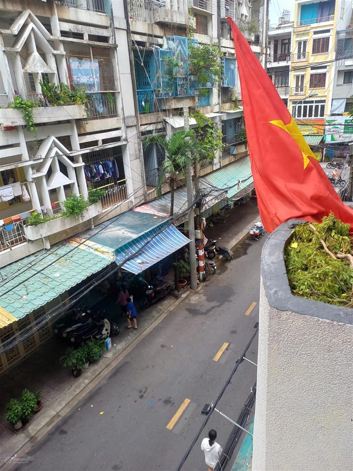 Bán căn hộ thang bộ 2 bàu cát, tân bình. sổ hồng riêng. 40m sử dụng. giá 1,9 tỷ.