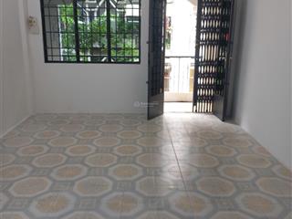 Bán căn hộ thang bộ 2 bàu cát, tân bình. sổ hồng riêng. 40m sử dụng. giá 1,9 tỷ.
