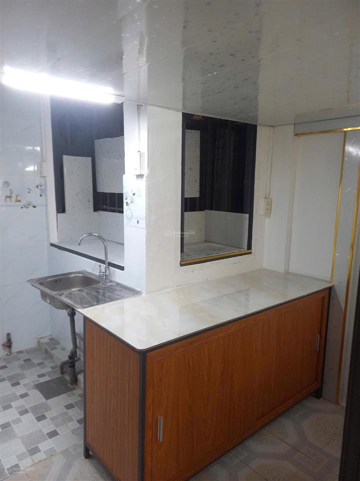 Bán căn hộ thang bộ 2 bàu cát, tân bình. sổ hồng riêng. 40m sử dụng. giá 1,9 tỷ.