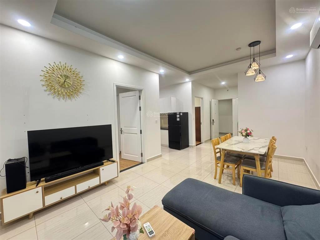 Căn hộ moonlight boulevard tên lửa. 77m2, 2pn, 2wc. full nội thất đẹp. giá 12,5 triệu.
