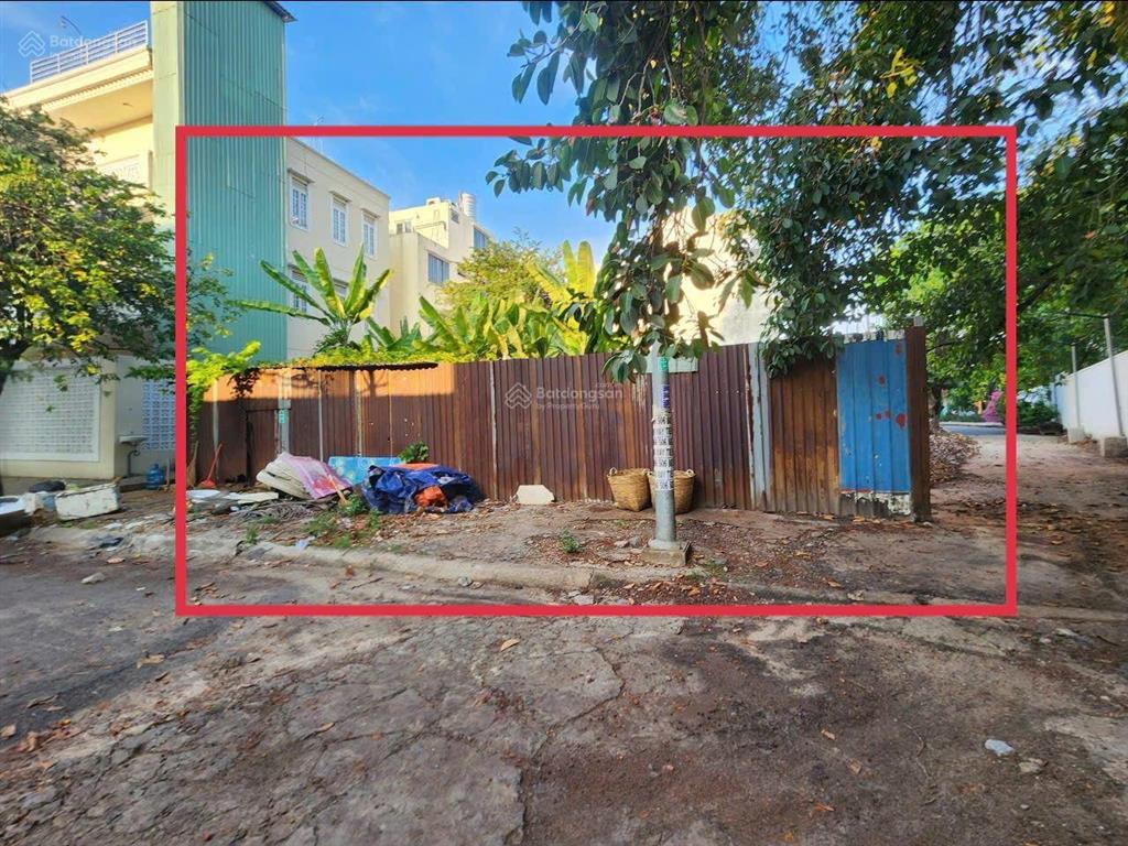 Ngợp. đất biệt thự 10 x 20 kdc vĩnh lộc. cách cv hồ trái tim 30m. dt sử dụng (12 x 25)
