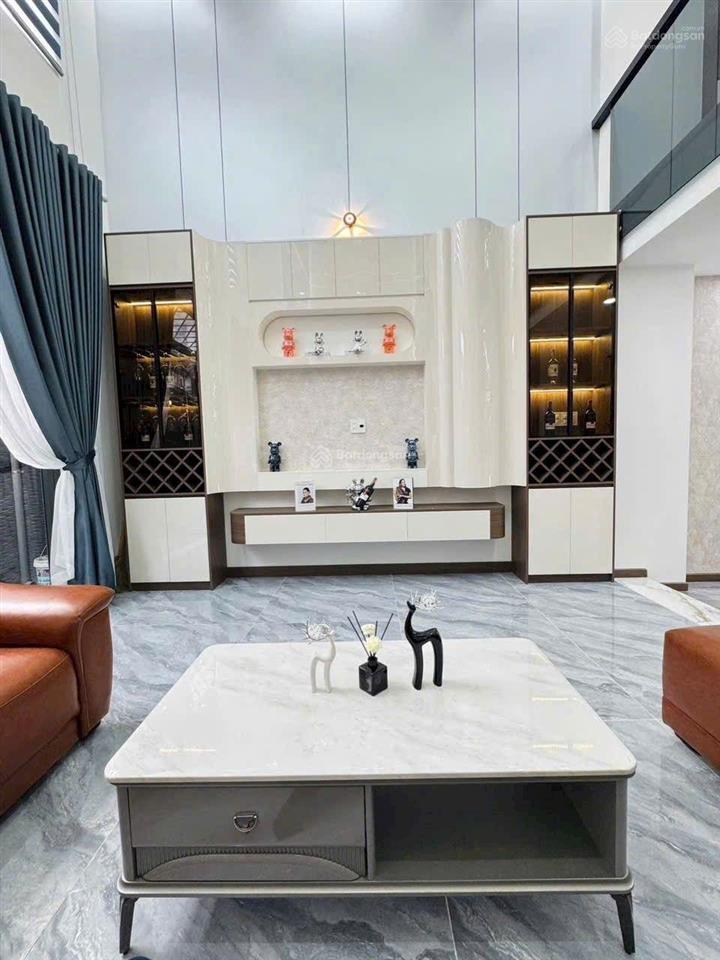 Nhà phố cao cấp, 70 m2 khu bình thành, nội thất siêu xịn có bảo hành nhà 10 năm