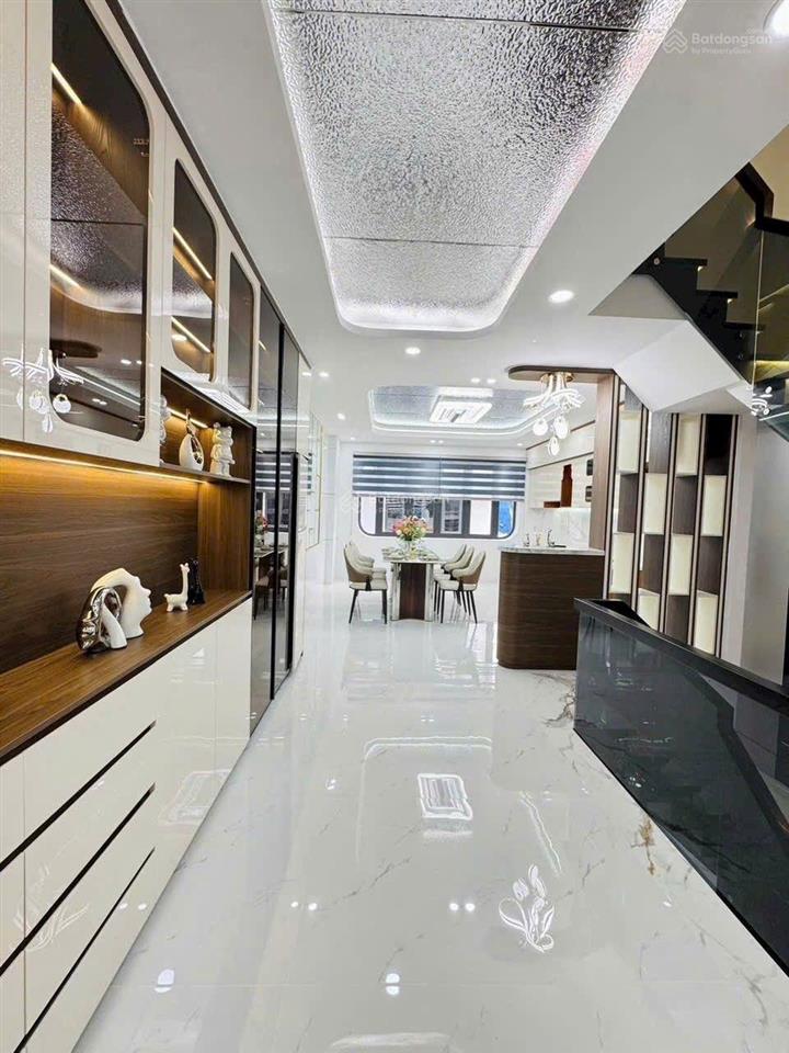 Nhà phố cao cấp, 70 m2 khu bình thành, nội thất siêu xịn có bảo hành nhà 10 năm
