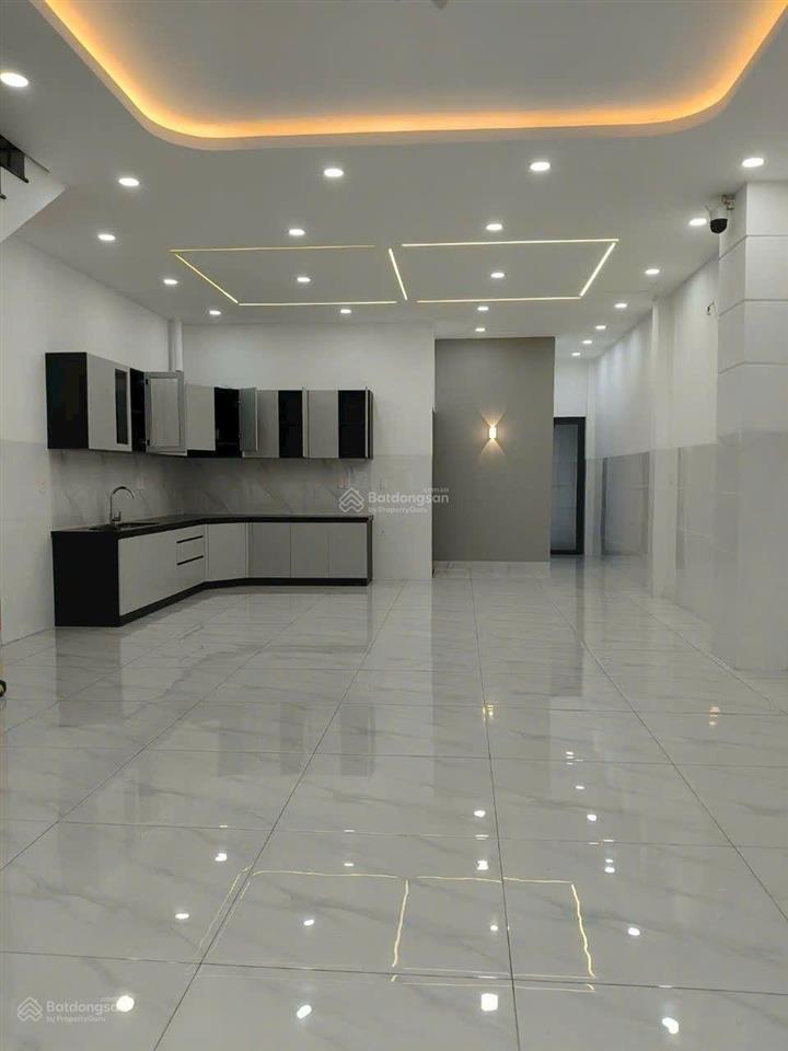 Nhà 4 lầu, 84m2 sau lưng th kim đồng, hẻm thông kinh doanh. chủ kẹt ngân hàng