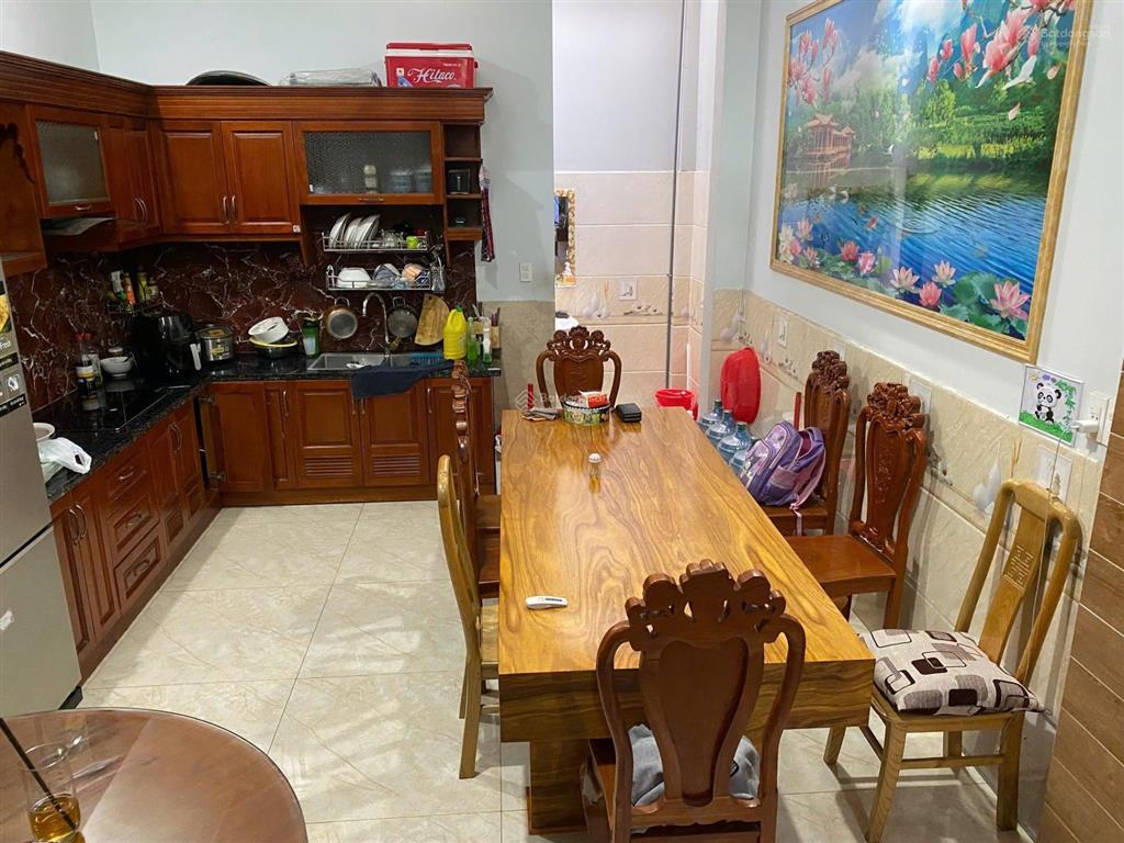 Nhà 4x24 3,5 tấm.nội thất gỗ sang xịn. chủ bán đi mỹ cần chủ mới yêu thương