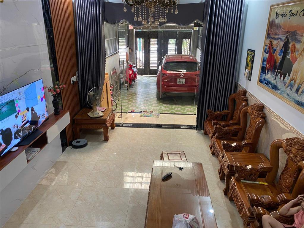 Nhà 4x24 3,5 tấm.nội thất gỗ sang xịn. chủ bán đi mỹ cần chủ mới yêu thương