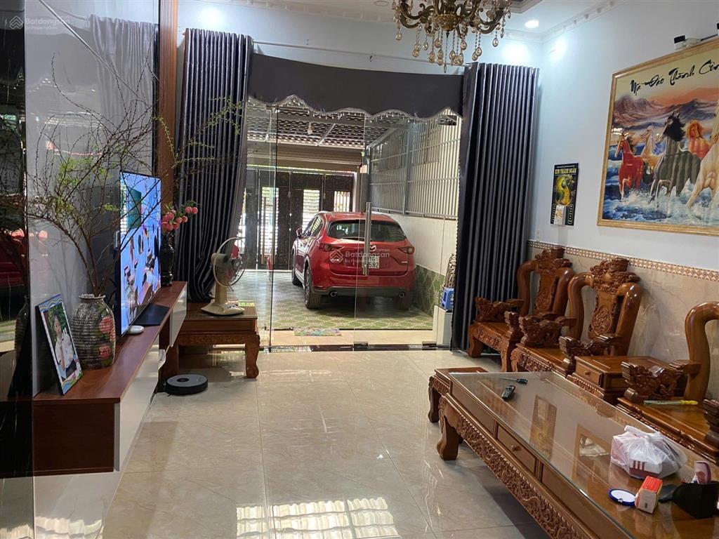 Nhà 4x24 3,5 tấm.nội thất gỗ sang xịn. chủ bán đi mỹ cần chủ mới yêu thương