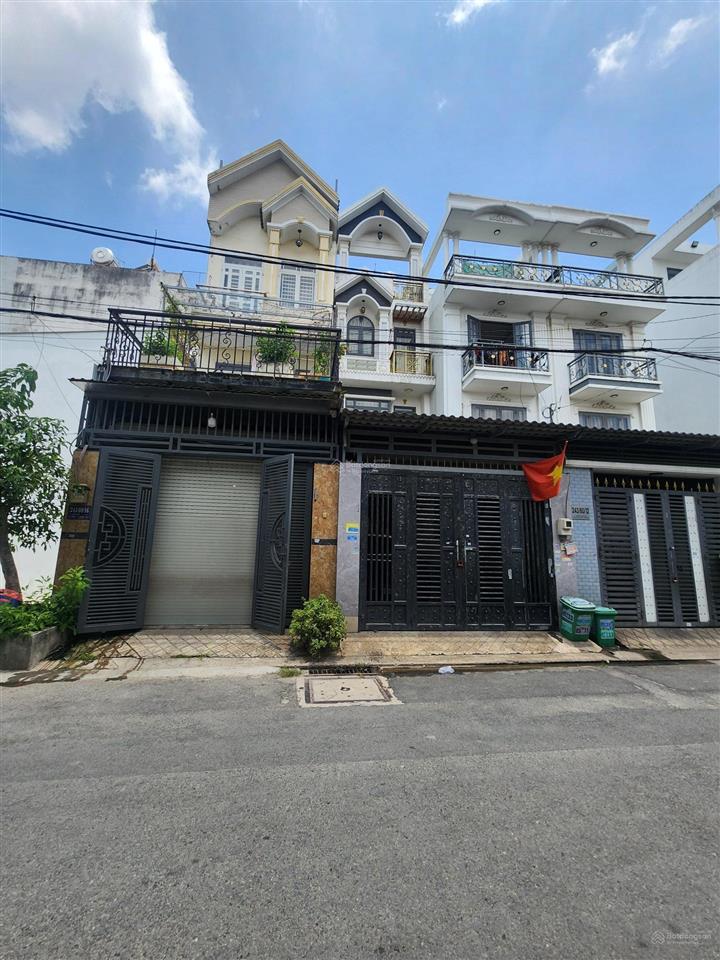 Nhà 4x24 3,5 tấm.nội thất gỗ sang xịn. chủ bán đi mỹ cần chủ mới yêu thương