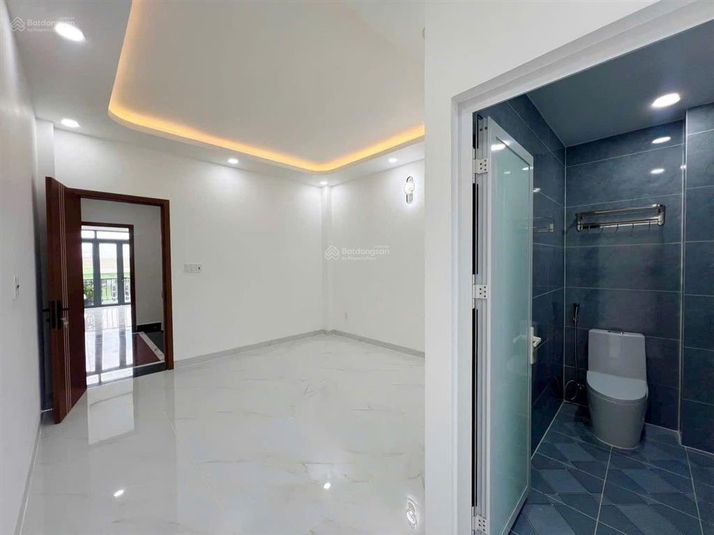 Nhà cực vip tại bình tân (4m x 17m) ngay ngã tư gò mây  aeon tân phú
