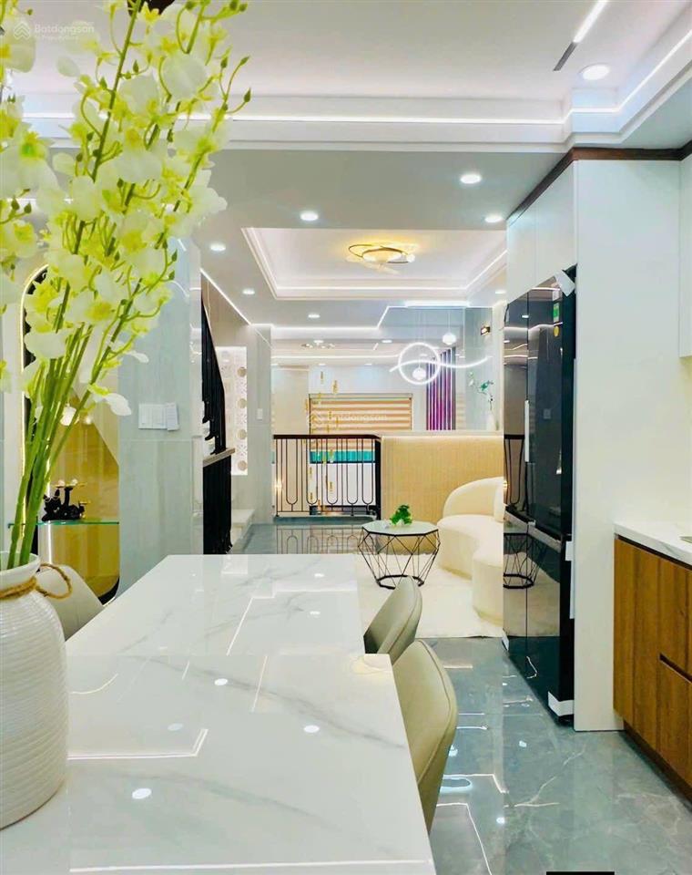 Nhà khu phân lô, đúc 4 tấm, siêu kiên cố, nội thất cực vip tại kdc vĩnh lộc