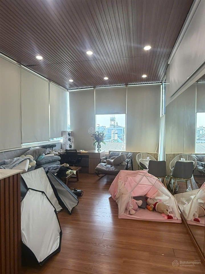 Chuyển công tác về bình dương chủ bán nhà mt đường dt 4*20, đúc 3,5 tấm. nội thất cao cấp