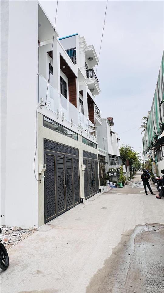 Nhà đẹp mới xây 6,8 tỷ, đường oto ngay cá sấu hoa cà, hiệp bình chánh