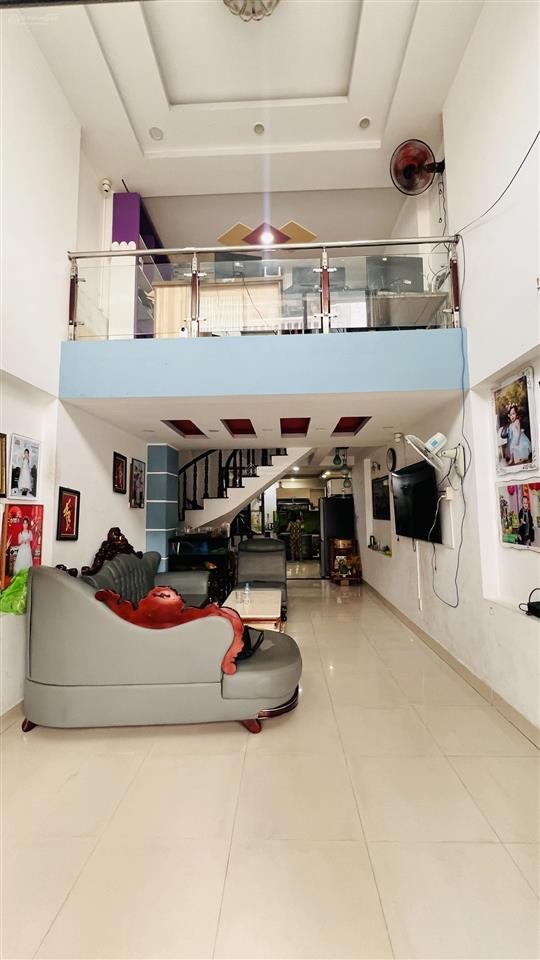 Nhà đẹp 4 tầng ngay hoàng diệu 2, trung tâm linh chiểu, oto đậu trong nhà