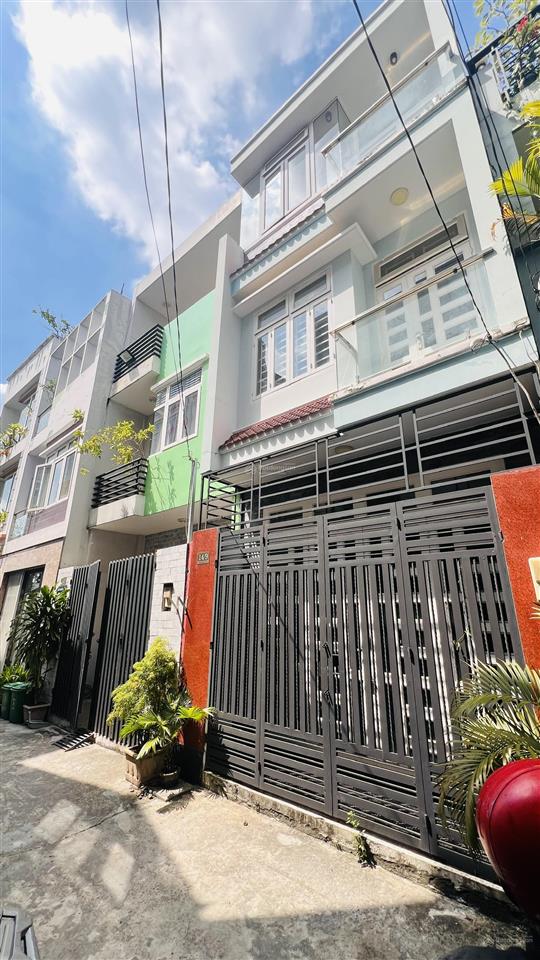 Nhà đẹp 6.95 tỷ khu hiệp bình, 2 lầu hẻm xe hơi, sát công viên