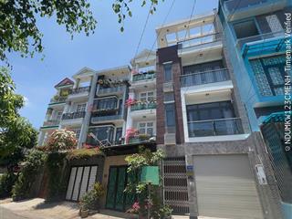 Nhà ngay ql13 khu bình triệu, dtsd 216m2, ngang 5m, 3 lầu cực đẹp đường oto, gần gigamall, đh luật
