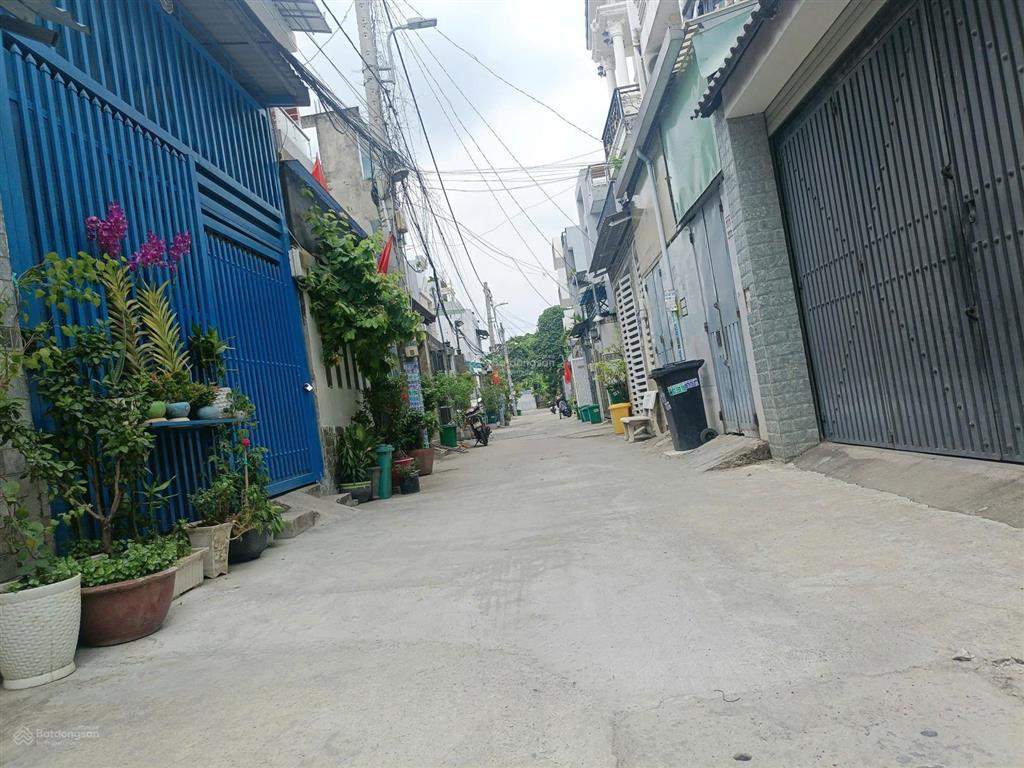 5,5 tỷ nền đất 2 mặt tiền xe hơi đường 48 p. hbc, 3 phút ra đến phạm văn đồng, giga mall