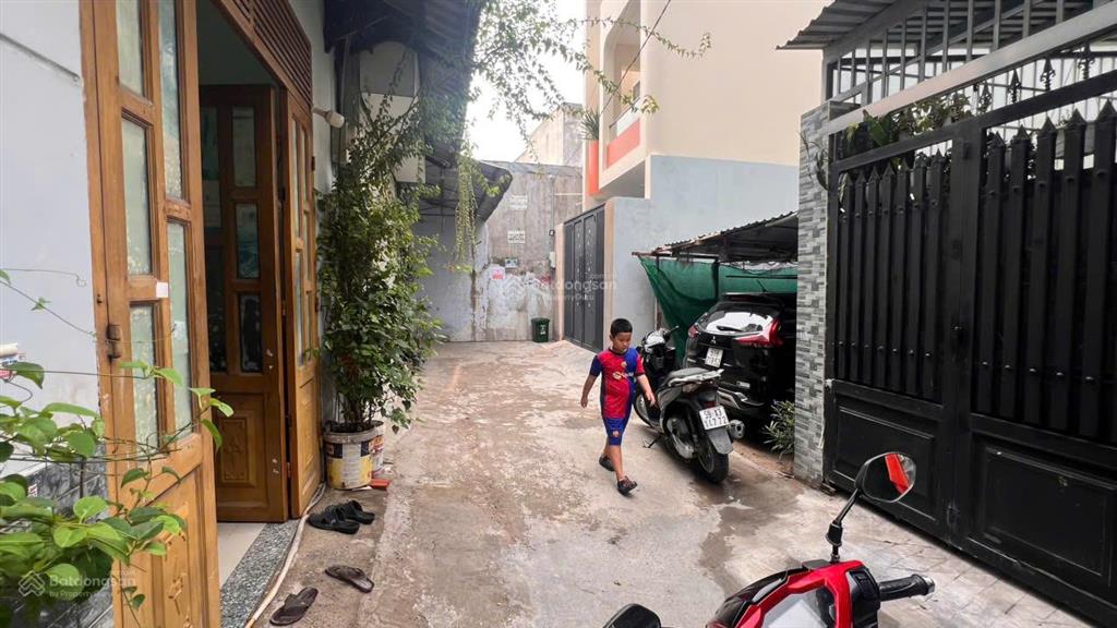 Nhà 4 tầng, 6,95 tỷ đường 38 ngay chợ hiệp bình, p. hiệp bình chánh