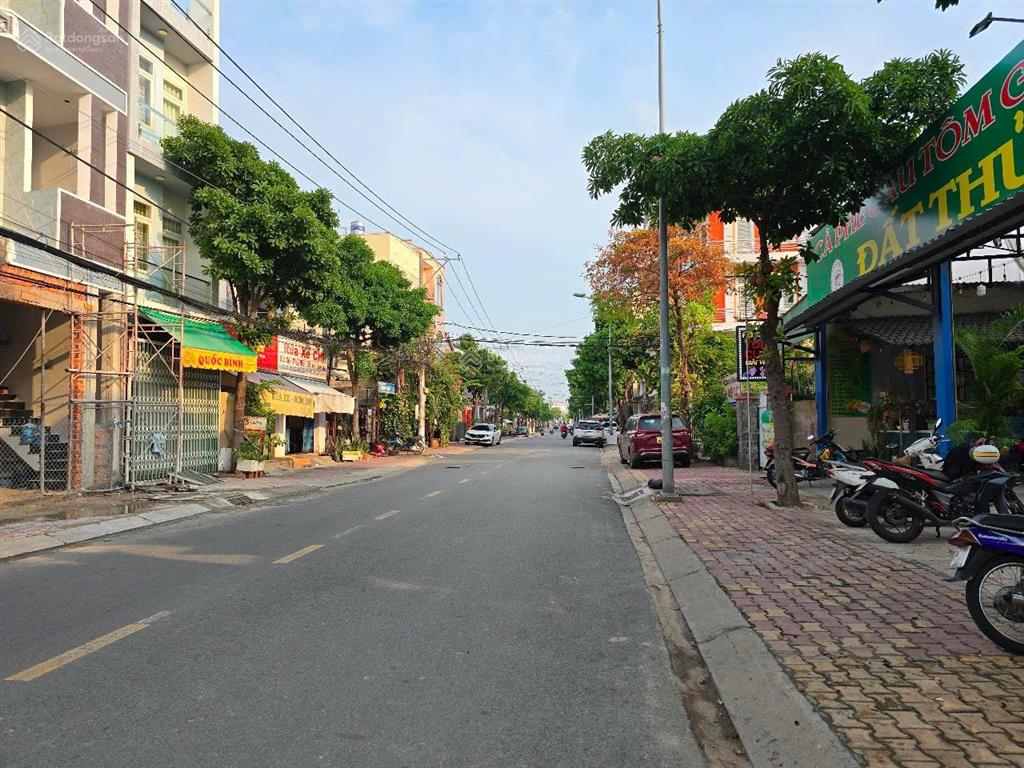 Lô góc 2 mặt tiền phan đình giót  chánh nghĩa giá rẻ