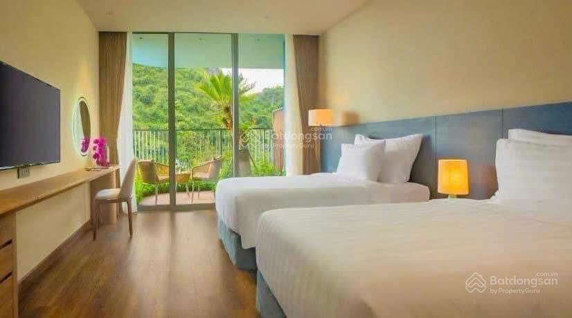 Chỉ 1,25 tỷ (giá 100%, bao phí) căn view núi, sổ đỏ , nhận nhà kinh doanh ngay