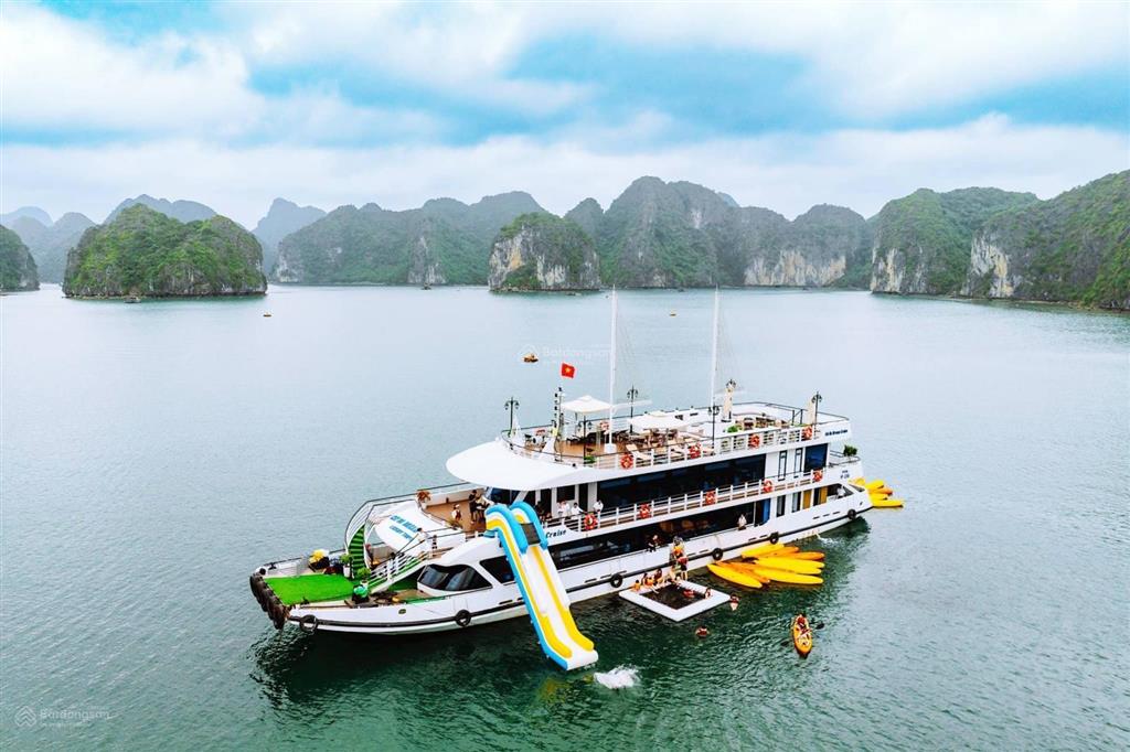 Bán nhanh căn view núi, có sổ đỏ giá 1,2 tỷ (bao phí)