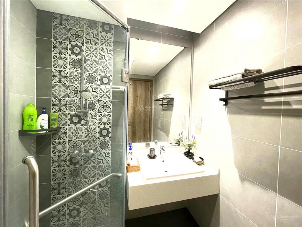 Hàng hiếm căn hộ 2pn có sân vườn riêng (garden villa), view panorama tuyệt đẹp ra vịnh đảo
