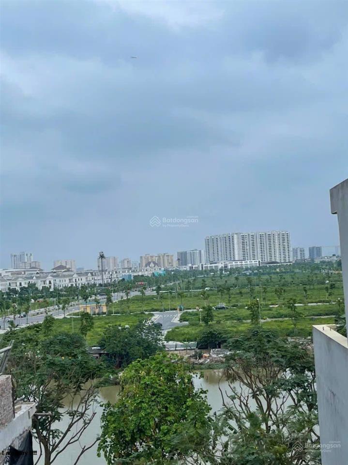 Cho thuê nhà nguyên căn phố việt hưng long biên, đẹp, văn phòng cty, trụ sở, trung tâm