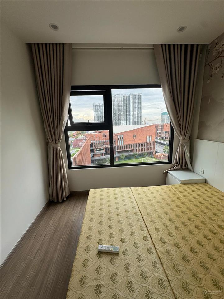 Bán căn hộ 2 phòng ngủ 2 vệ sinh 63m full nội thất view sông giá 3,5 tỷ