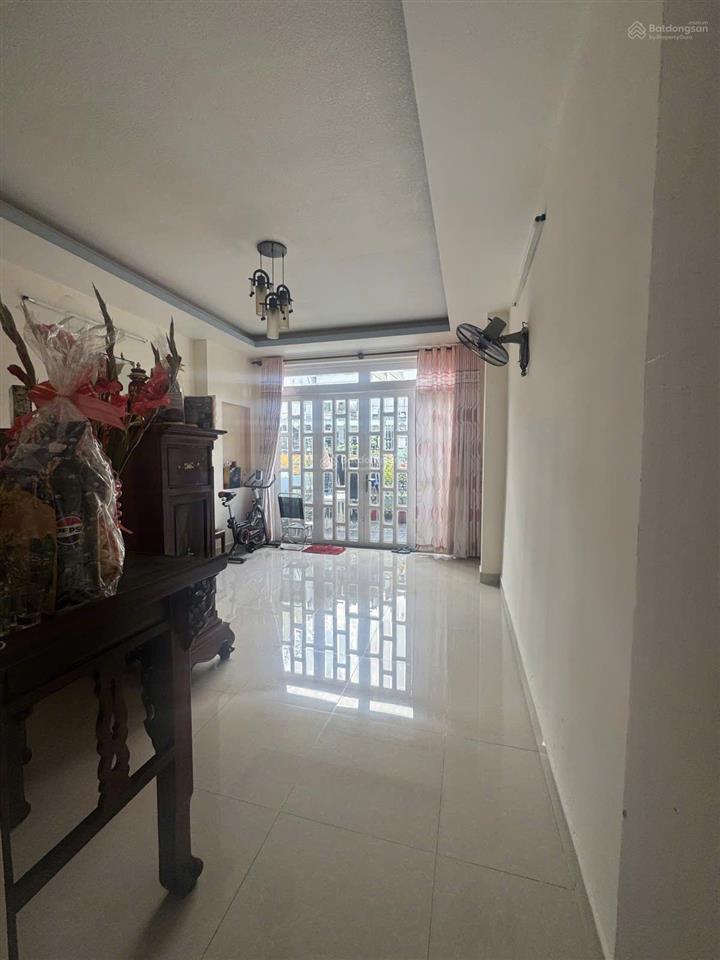 Bán mặt tiền bắc hải q10 99m2, 14 phòng chdv dòng tiền 50tr/tháng gần cv lê thị riêng