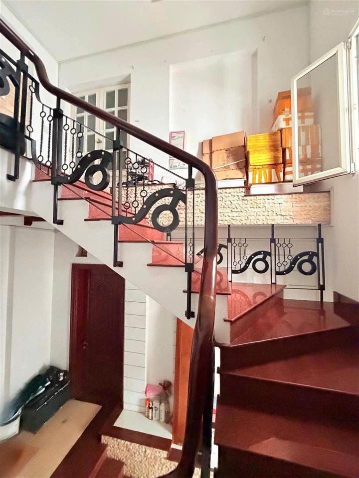 Giảm sốc 5 tỷ giá mới 21,5 tỷ tl 158m khu vip sân bay tiềm năng mở thẩm mỹ viện, spa cao cấp