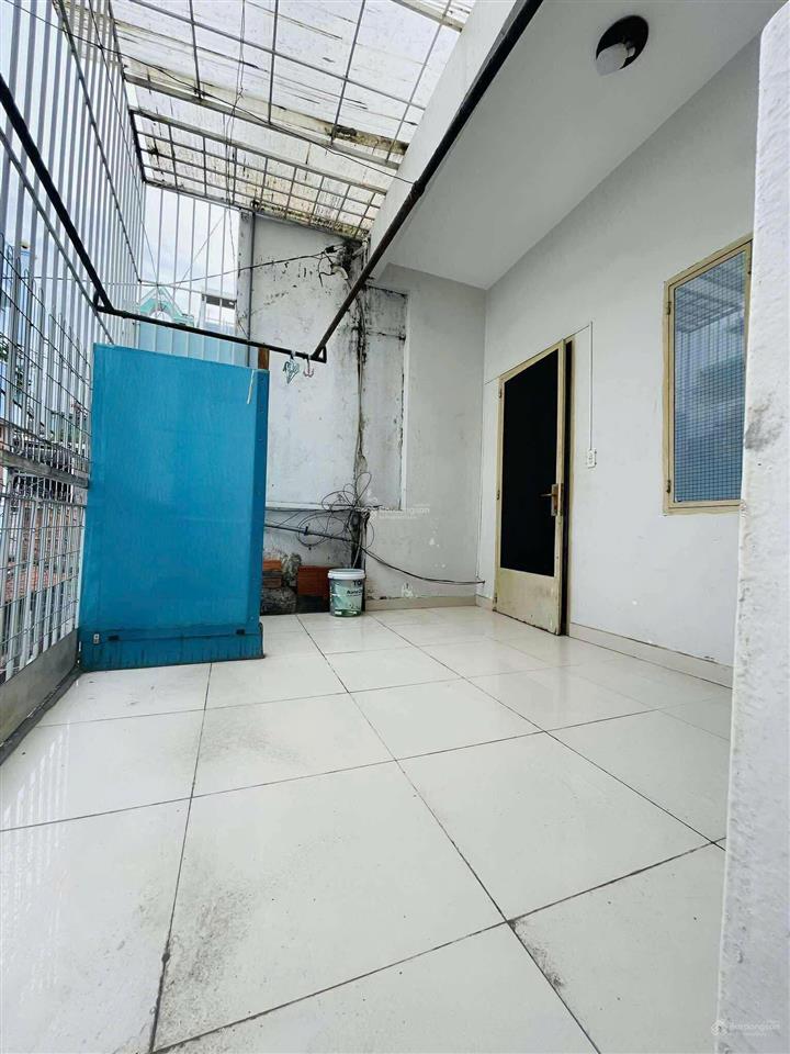 Bán nhà quận 10 cách mạng tháng tám  62m  ngang 4,5m  2 mặt hẻm  giảm 900 triệu, chỉ 7,99 tỷ
