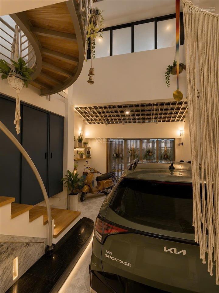 Chủ đại hạ giá 4 tỷ! nhà gara ô tô phạm văn hai 5pn full nội thất 12.8 tỷ