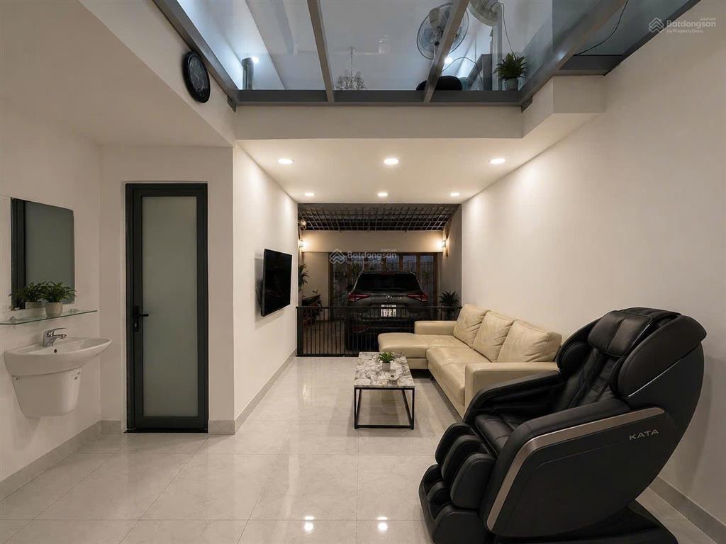 Chủ đại hạ giá 4 tỷ! nhà gara ô tô phạm văn hai 5pn full nội thất 12.8 tỷ
