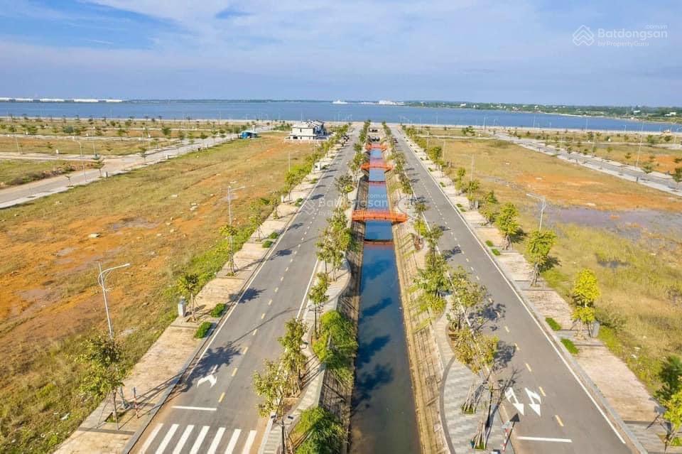 Vịnh an hoà  cặp liền kề đông nam đối lưng biệt thự chỉ 3,8 tỷ/288m2   0905 009 ***